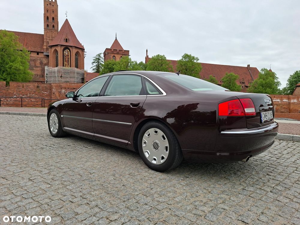 Audi A8 4.2 Quattro Langversion - 23