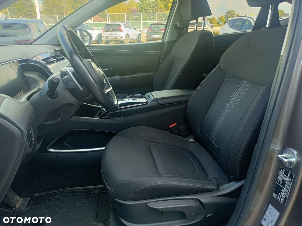 Hyundai Tucson 1.6 T-GDi HEV Executive 2WD - 11