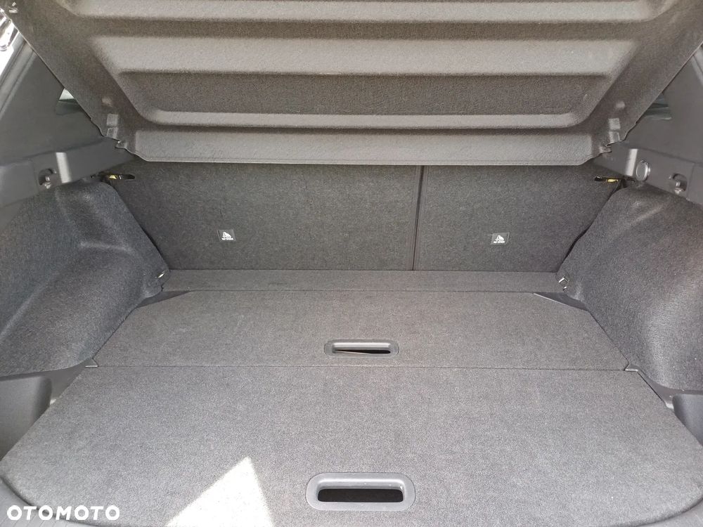 Nissan Qashqai 1.3 DIG-T mHEV N-Connecta Xtronic - 9