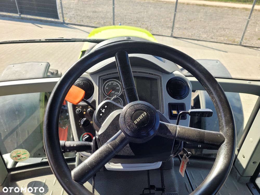 Claas ARION 620 - 14