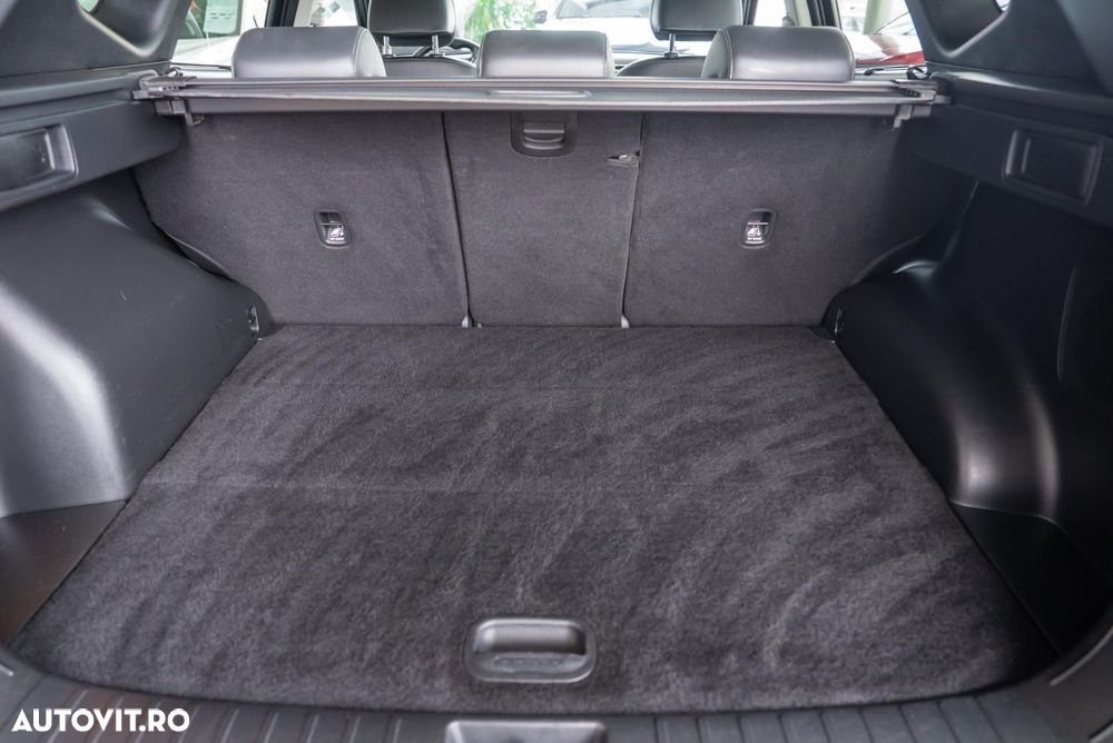 Hyundai Tucson 1.6 T-GDi HEV 2WD Advantage - 11