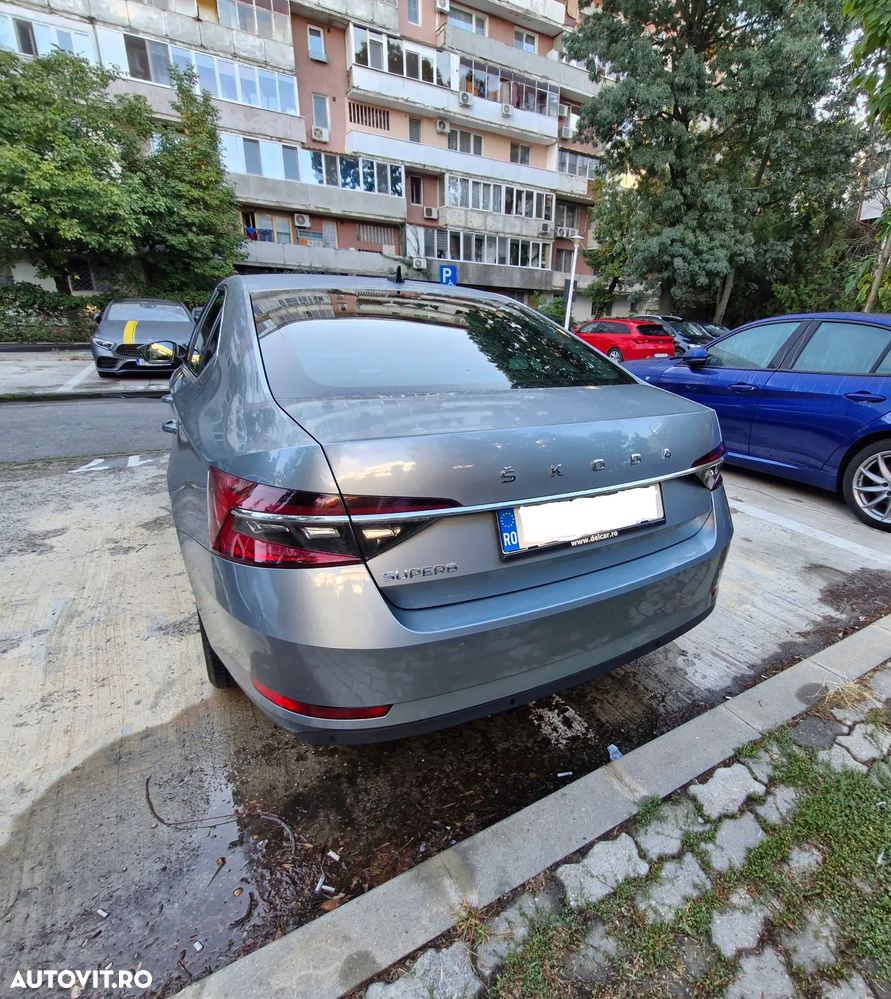 Skoda Superb 2.0 TDI DSG Ambition - 6