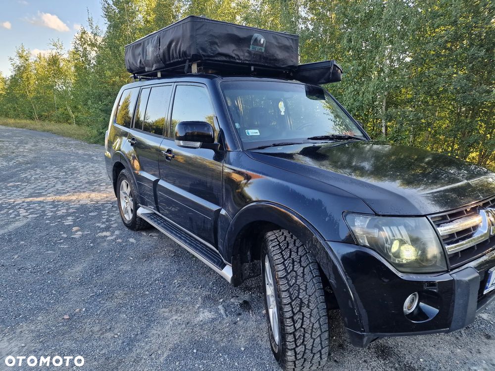Mitsubishi Pajero - 23