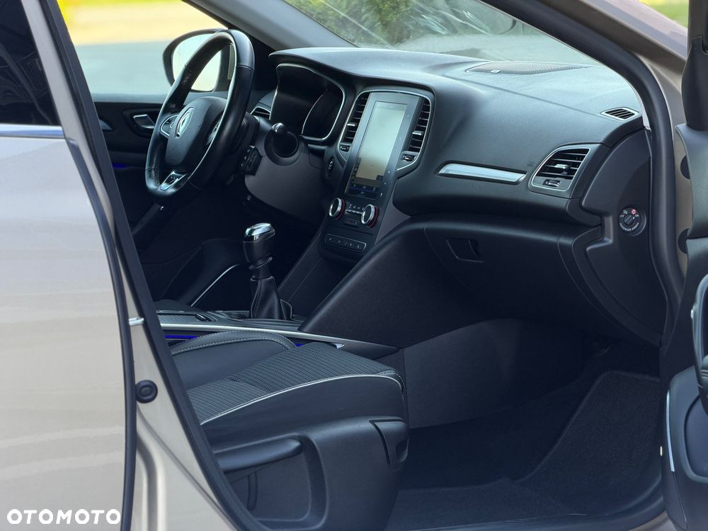 Renault Megane 1.2 Energy TCe Bose - 21