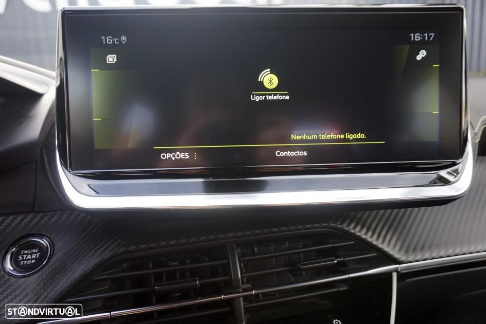 Peugeot 2008 1.2 PureTech GT Line - 21