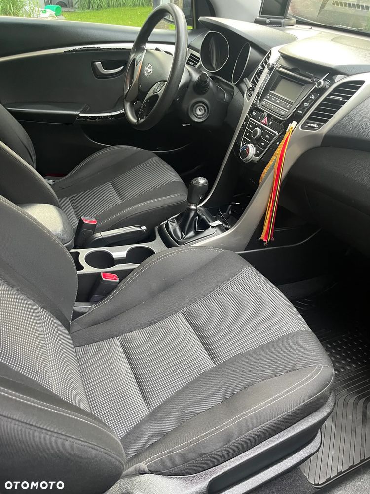 Hyundai i30 1.6 CRDi Comfort - 9
