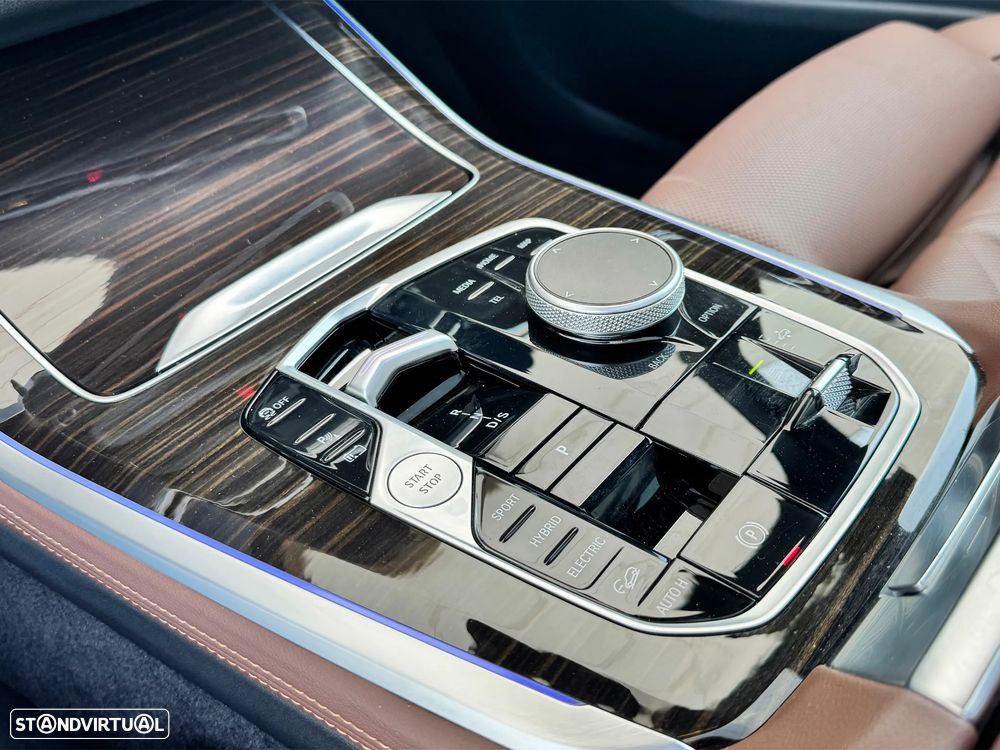 BMW X5 50 e xDrive Edição Desportiva M - 21