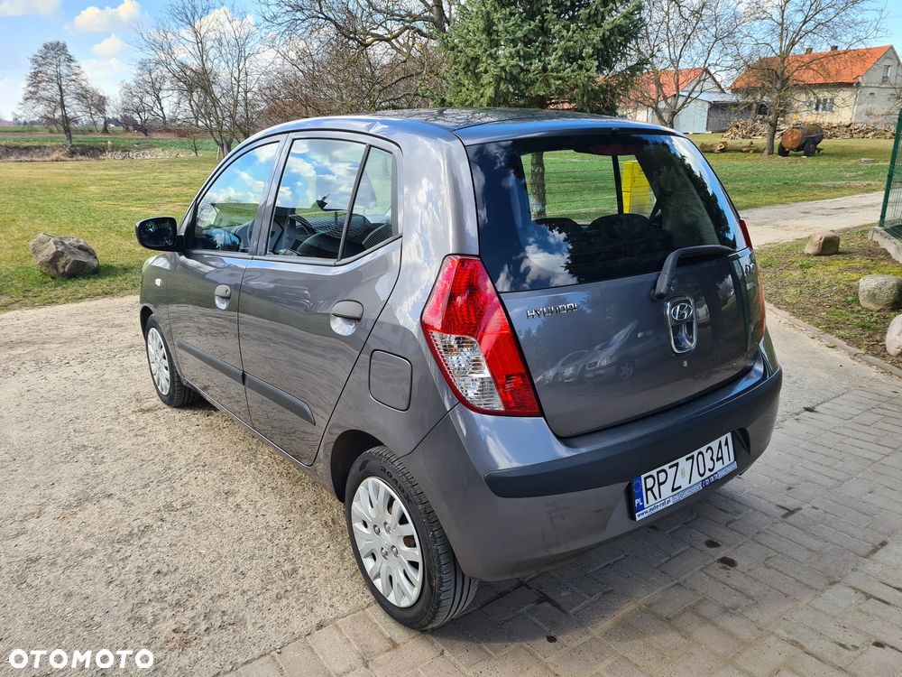Hyundai i10 1.1 - 11