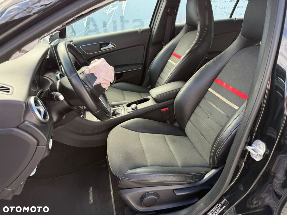 Mercedes-Benz Klasa A 180 SCORE - 13