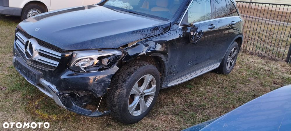 Mercedes-Benz GLC 220 d 4Matic 9G-TRONIC Exclusive - 6