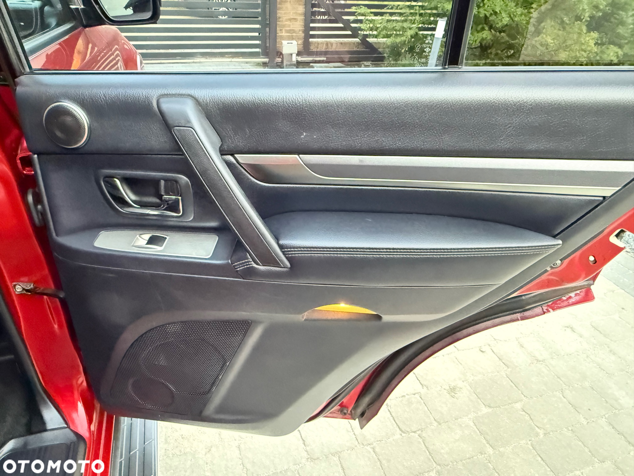 Mitsubishi Pajero 3.2 DID Intense + - 22