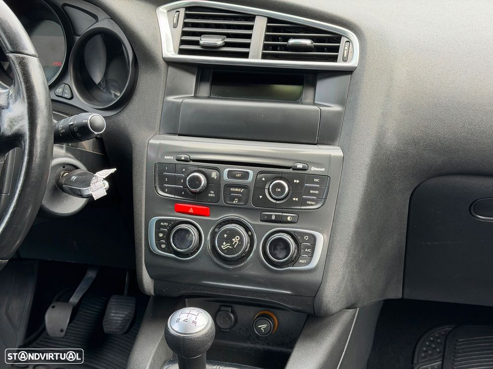 Citroën C4 1.6 HDi Seduction - 9