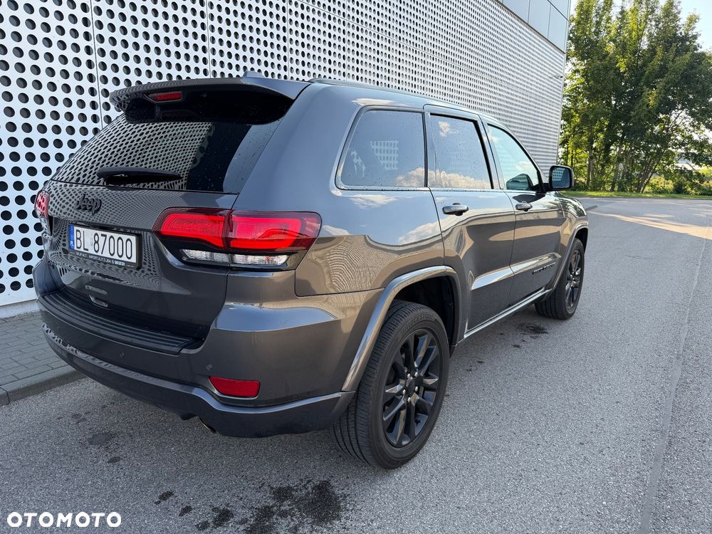 Jeep Grand Cherokee - 5