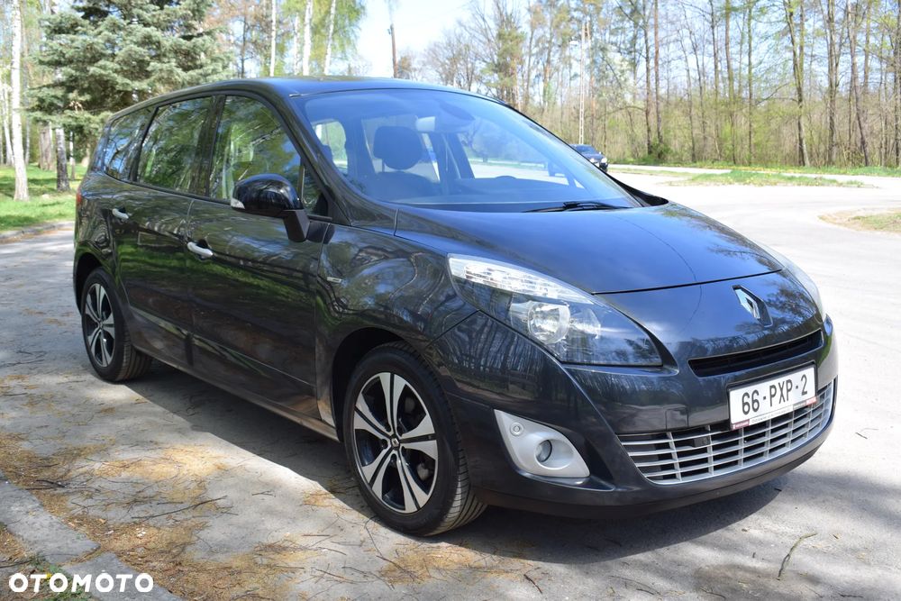 Renault Grand Scenic 2.0 16V 140 CVT Bose Edition - 6