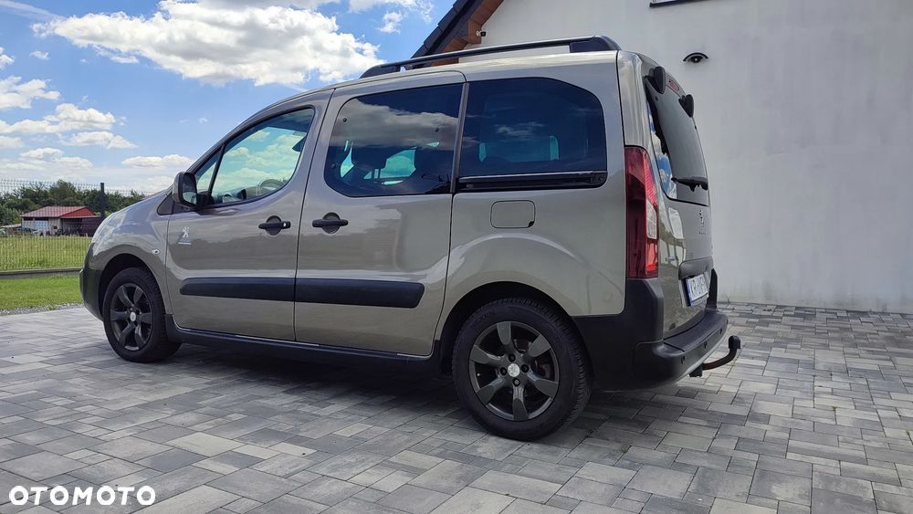 Peugeot Partner 1.6 BlueHDi Outdoor S&S - 2