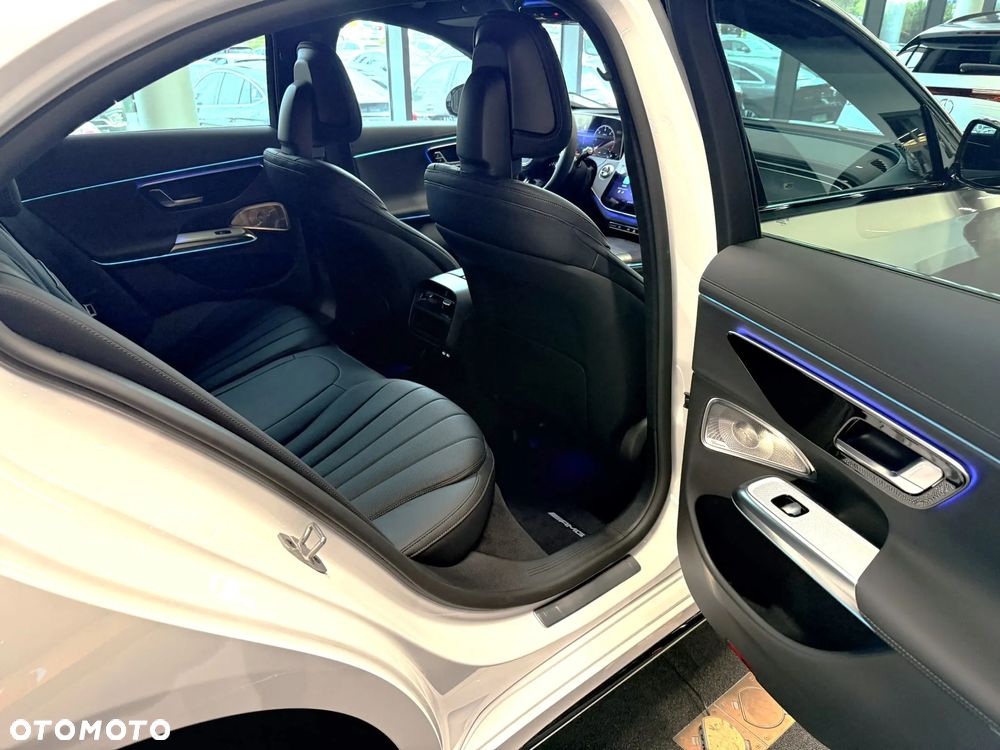 Mercedes-Benz Klasa E - 28