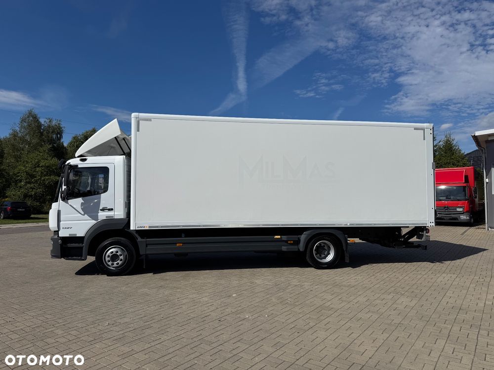 Mercedes-Benz ATEGO - 5