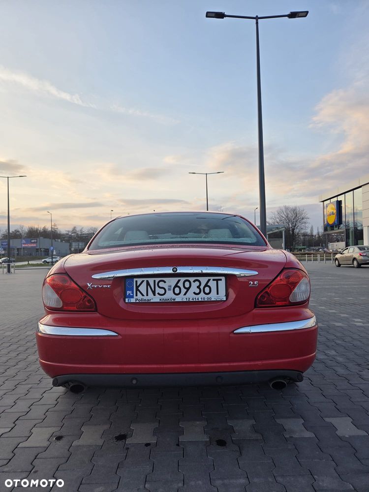 Jaguar X-Type 2.5 High - 25