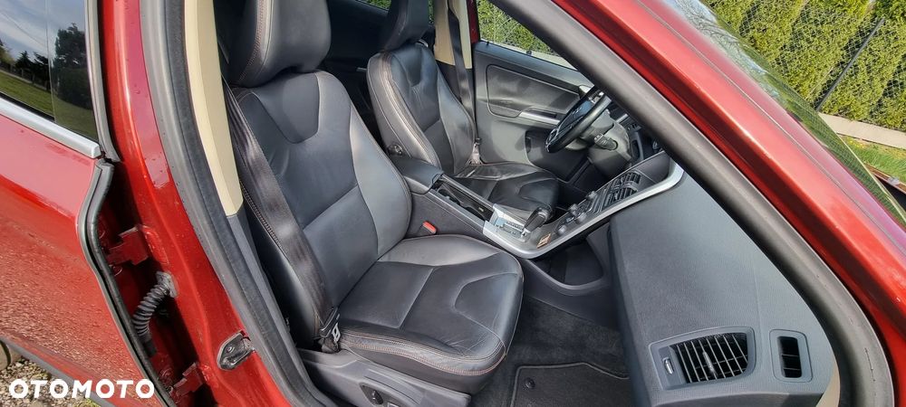 Volvo XC 60 - 35
