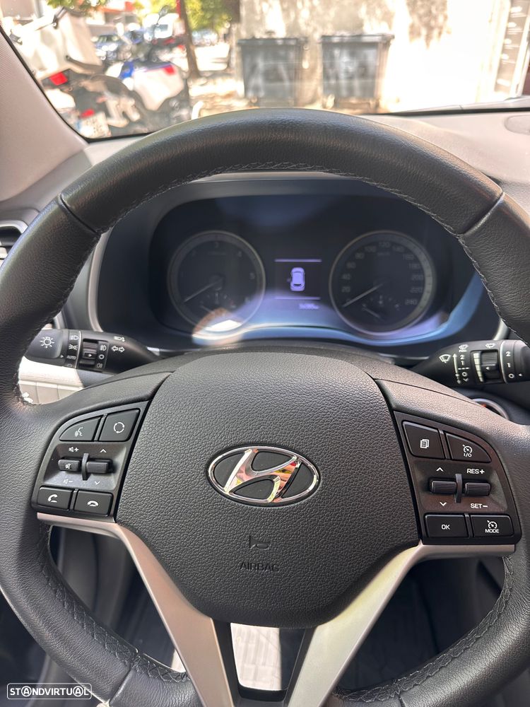 Hyundai Tucson - 16