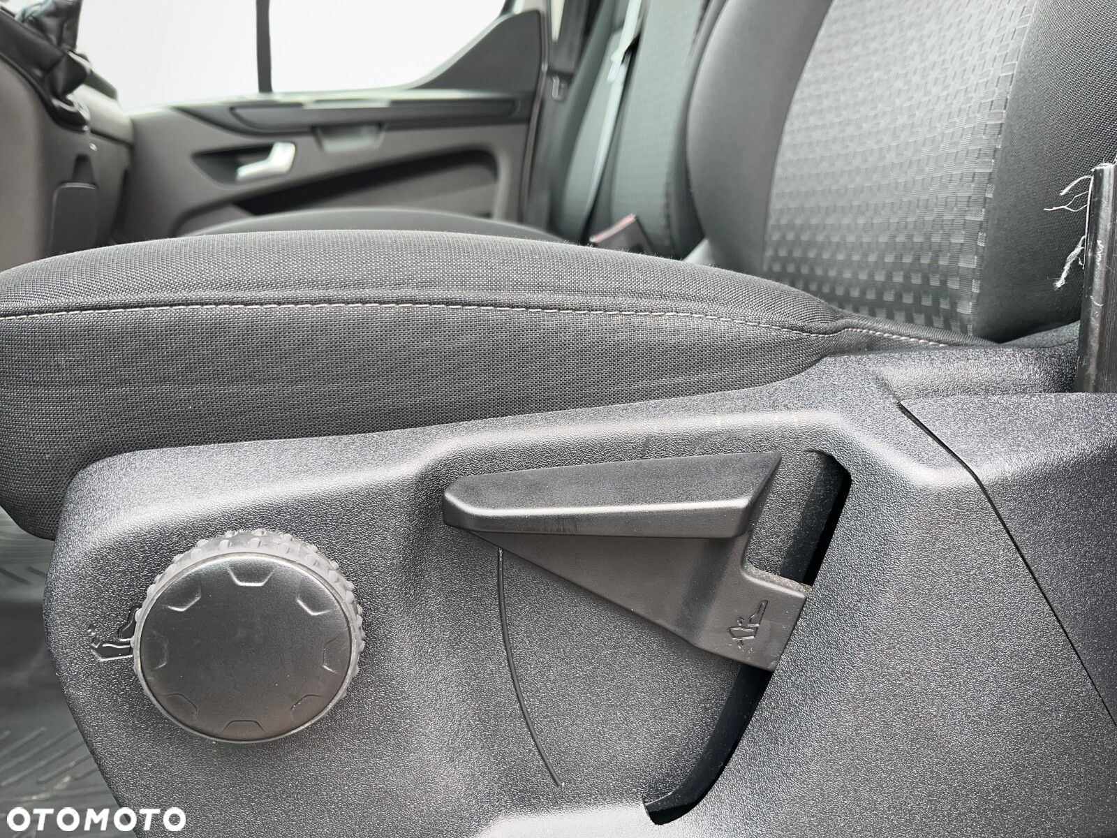 Ford Transit Custom - 11