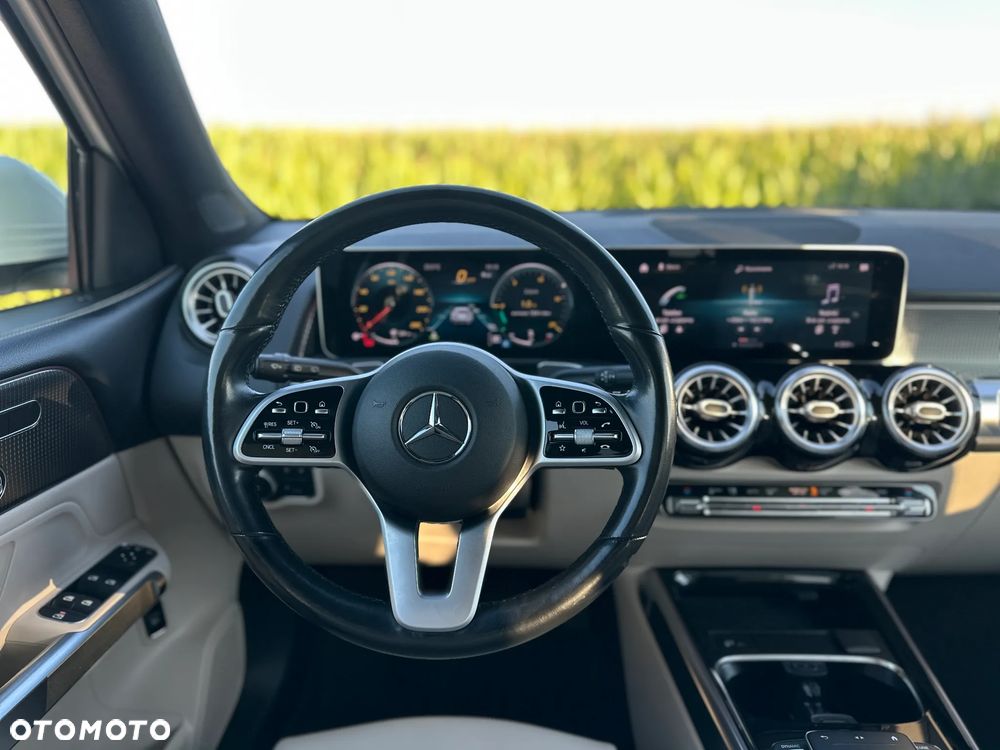Mercedes-Benz GLB 250 Progressive 8G-DCT - 10