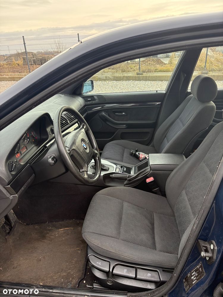 BMW Seria 5 - 14