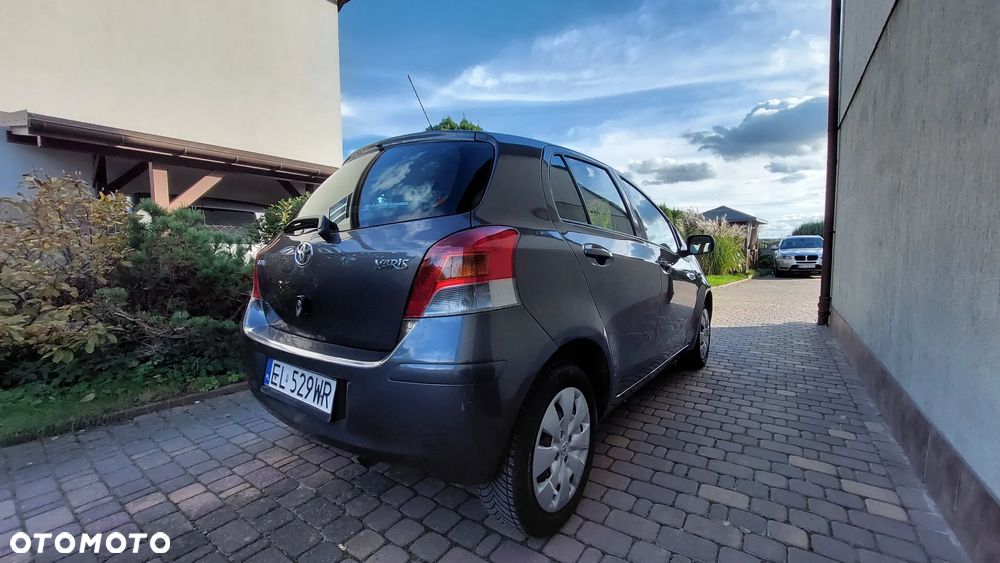 Toyota Yaris 1.33 VVT-i Sol - 7