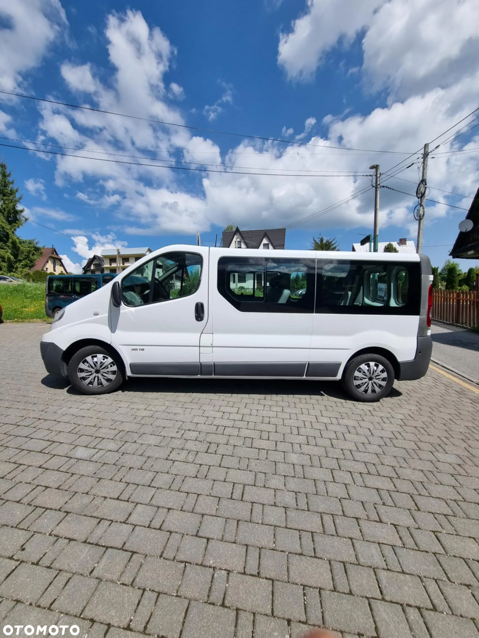 Renault Trafic 2.0 dCi 115 L2H1 - 7