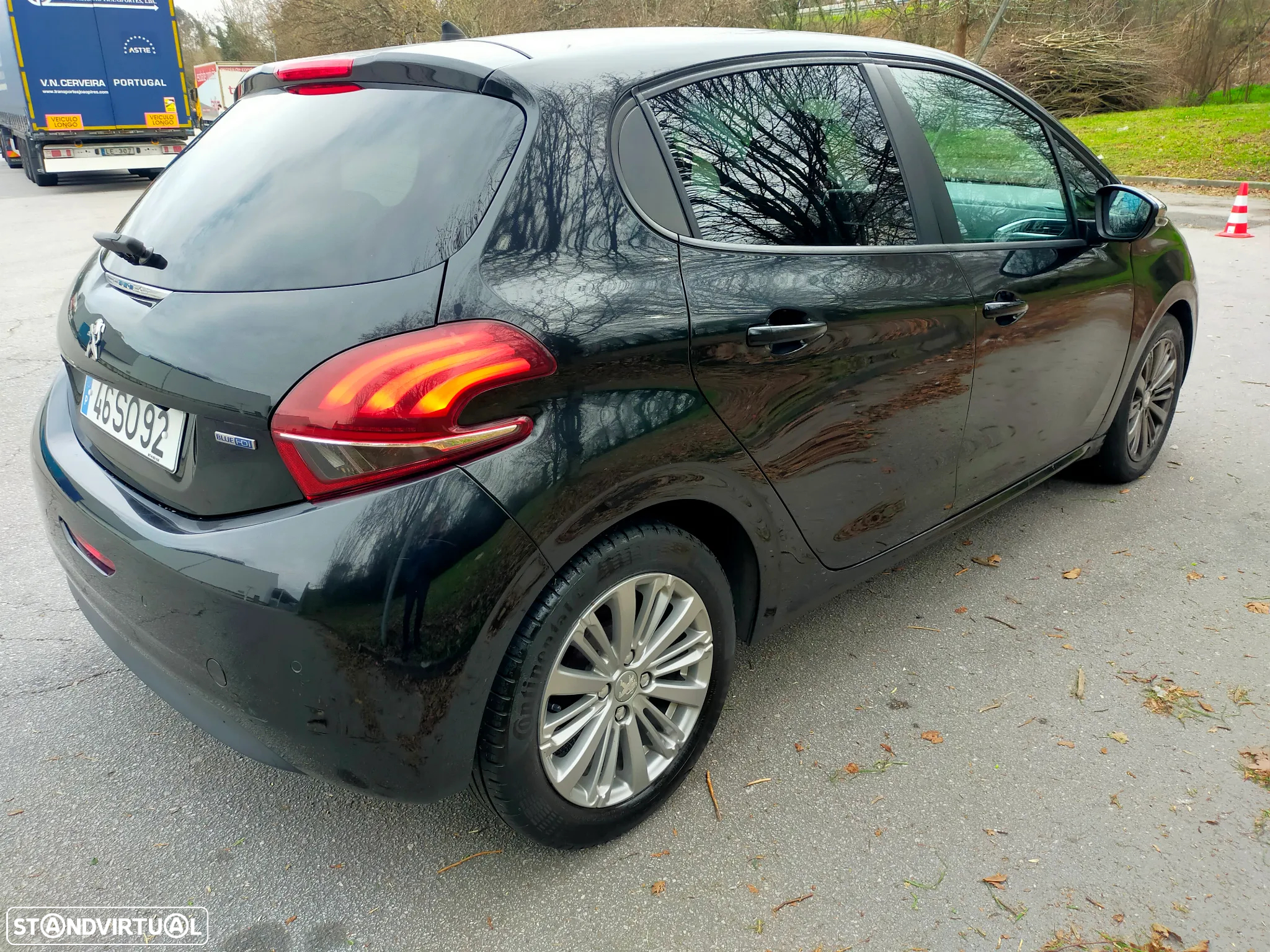 Peugeot 208 1.6 BlueHDi Style - 6