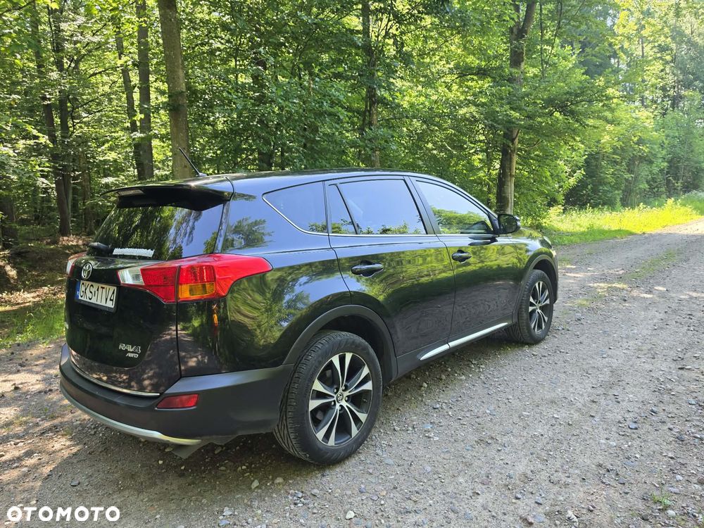 Toyota RAV4 2.0 D-4D Premium - 4