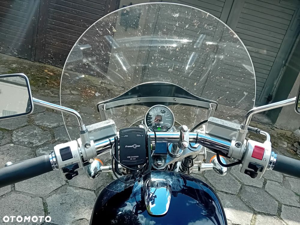 Suzuki Boulevard - 11