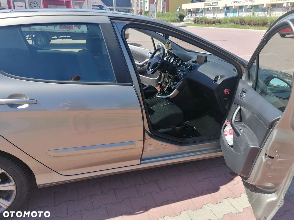 Peugeot 308 e-HDi FAP 110 Stop&Start Allure - 11