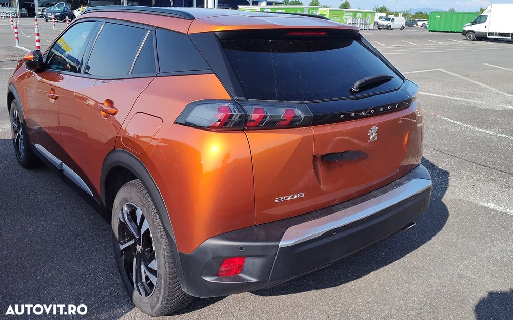 Peugeot 2008 1.5 BlueHDI BVM6 STT Allure Pack - 3