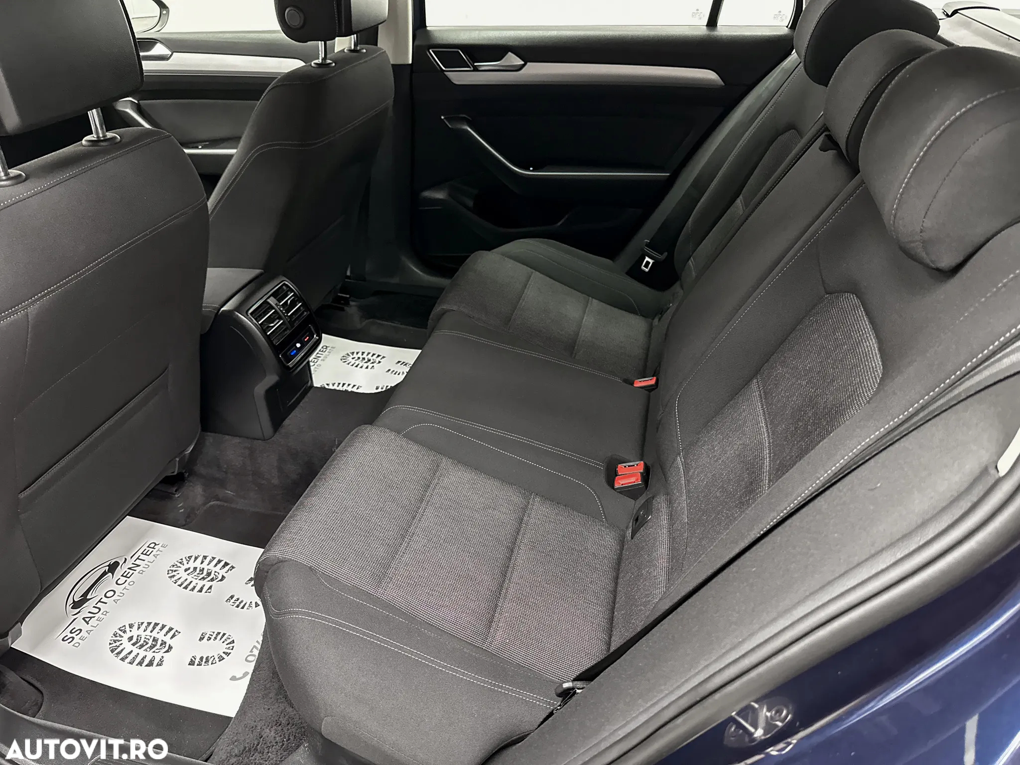 Volkswagen Passat Variant 1.6 TDI (BlueMotion Technology) DSG Comfortline - 18