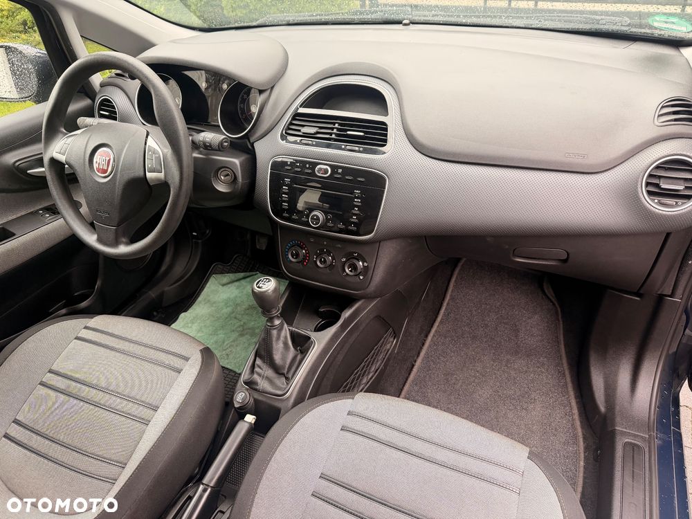 Fiat Punto 1.4 Young - 19