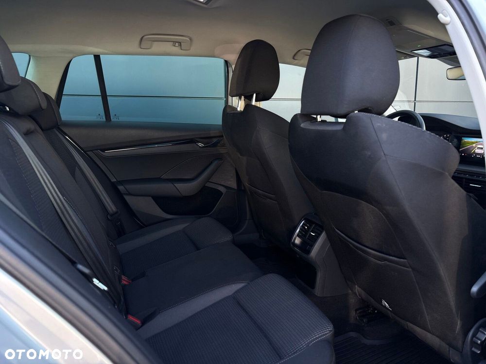 Skoda Octavia 1.5 TSI e-Tec Ambition DSG - 24
