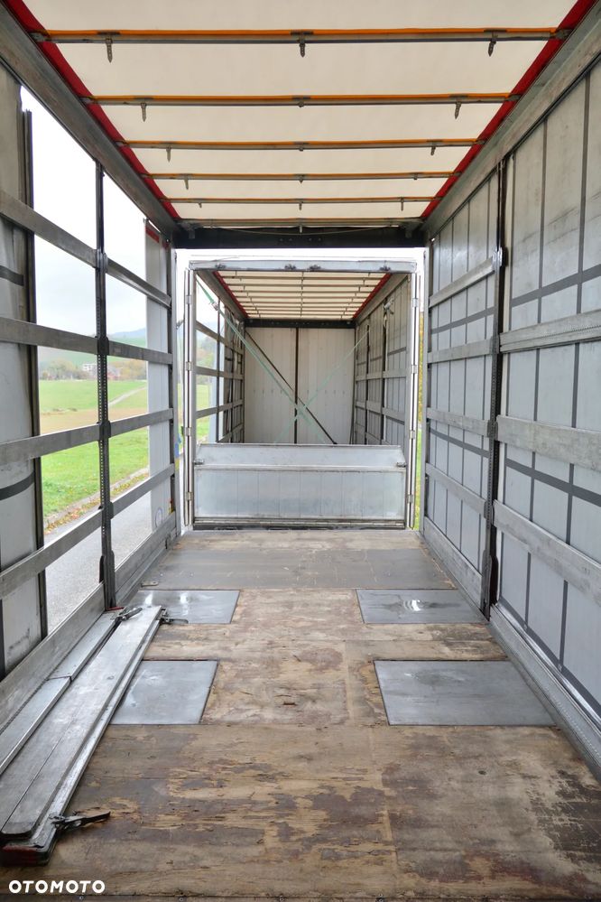 Mercedes-Benz Actros - 4