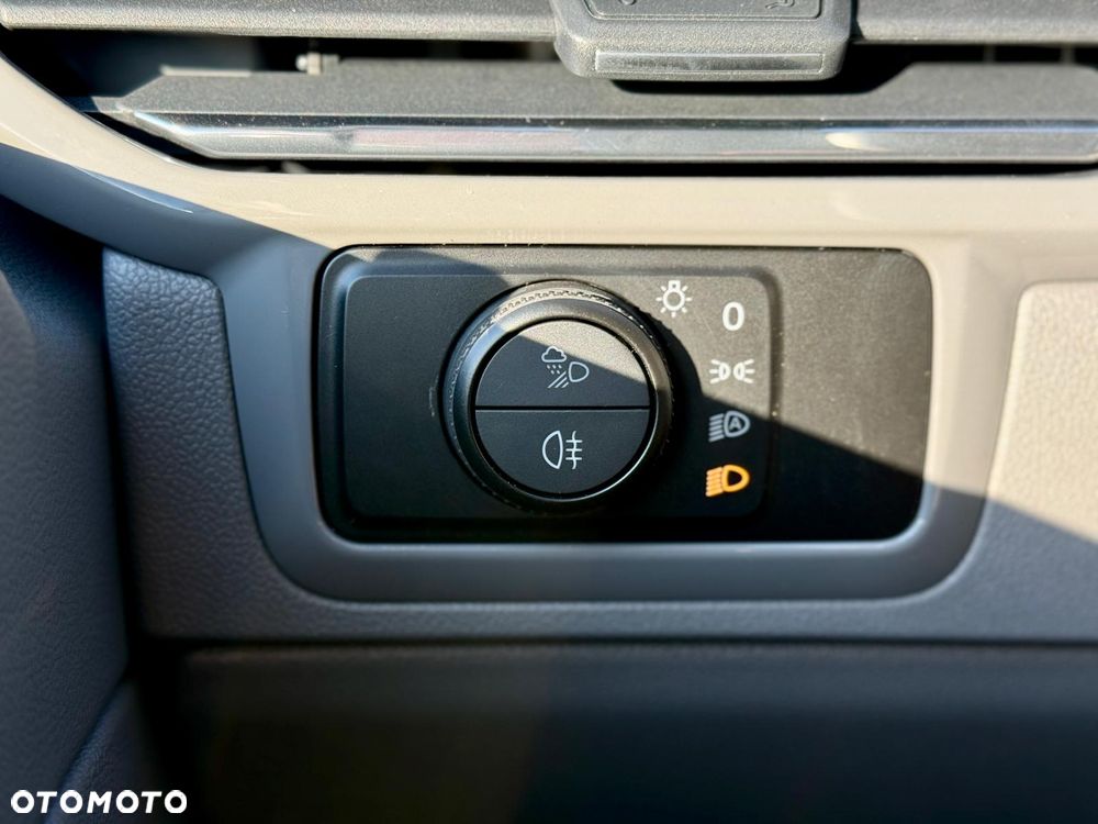 Volkswagen Caravelle 2.0 TDI L2 Edition - 26