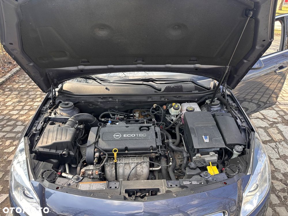 Opel Insignia 1.8 Cosmo - 10