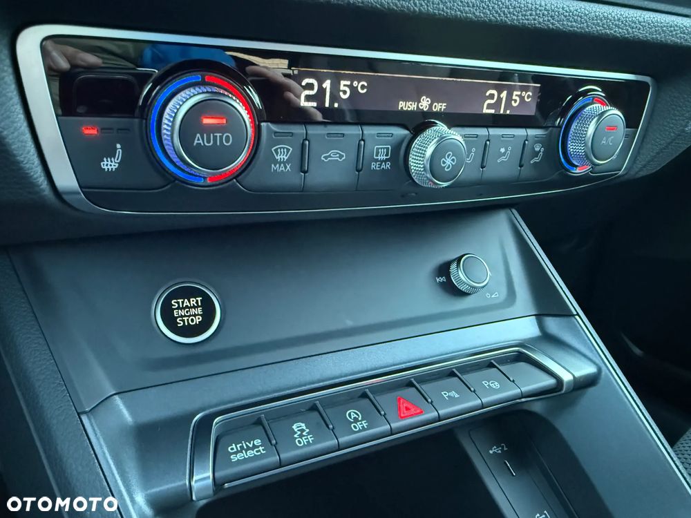 Audi Q3 Sportback 40 TDI quattro S tronic S line - 25