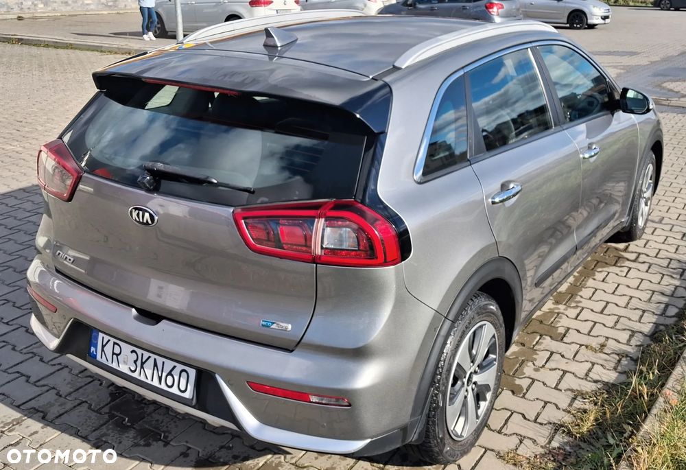 Kia Niro 1.6 GDI Hybrid L - 9