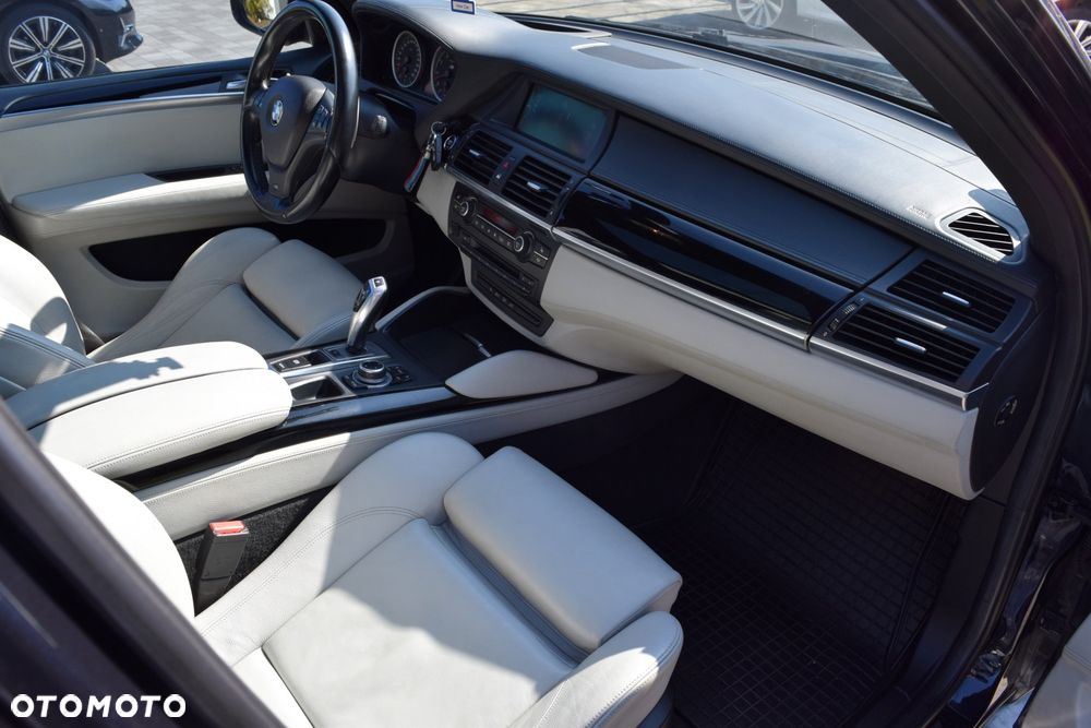 BMW X5 M - 12