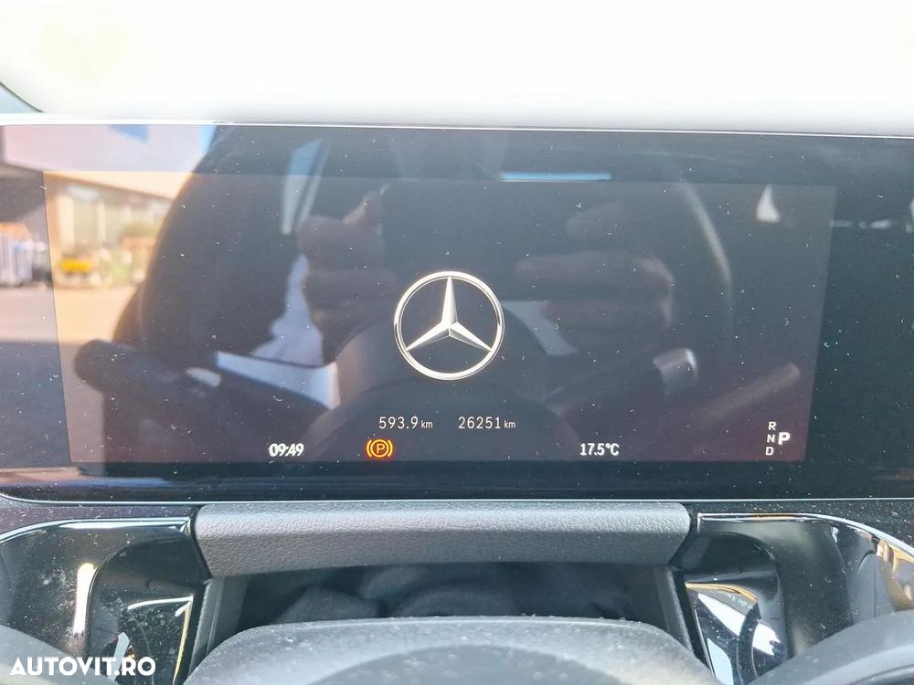 Mercedes-Benz GLA 200 d 4MATIC Aut. - 11