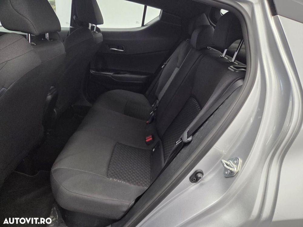Toyota C-HR 1.8 HSD 122 CP 4x2 CVT Core - 12
