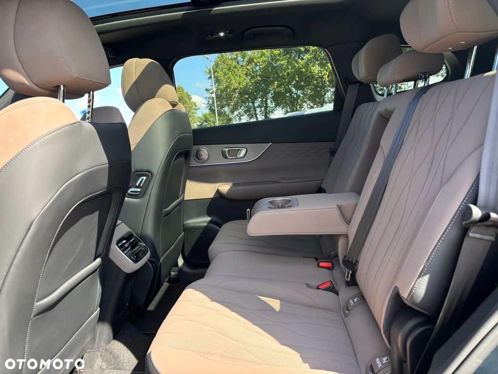 Chery Tiggo 8 1.5 T-GDI Super Hybrid Prestige DCT - 7