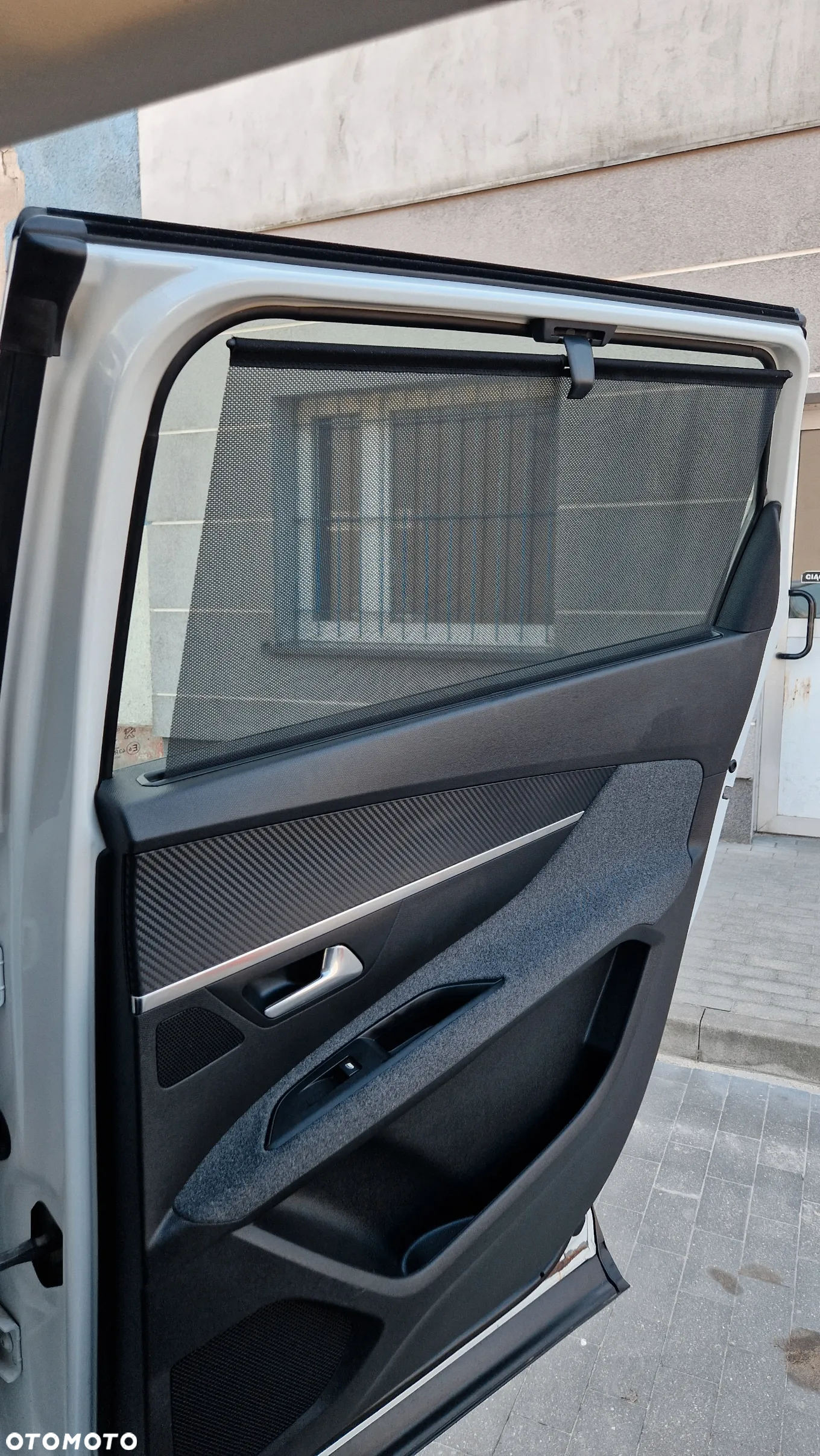 Peugeot 5008 1.6 THP Allure S&S EAT6 - 11