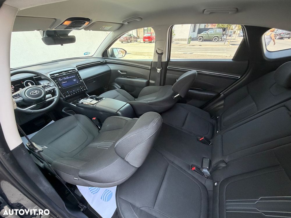 Hyundai Tucson 1.6 T-GDi HEV 2WD Select - 11