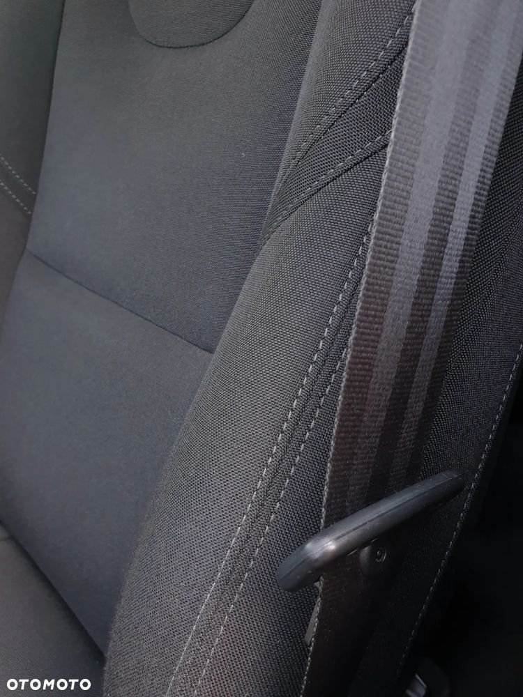 Volvo V40 Cross Country D2 Plus - 26