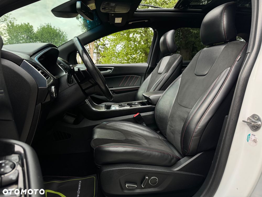 Ford Edge 2.0 EcoBlue Bi-Turbo 4x4 ST-LINE - 25
